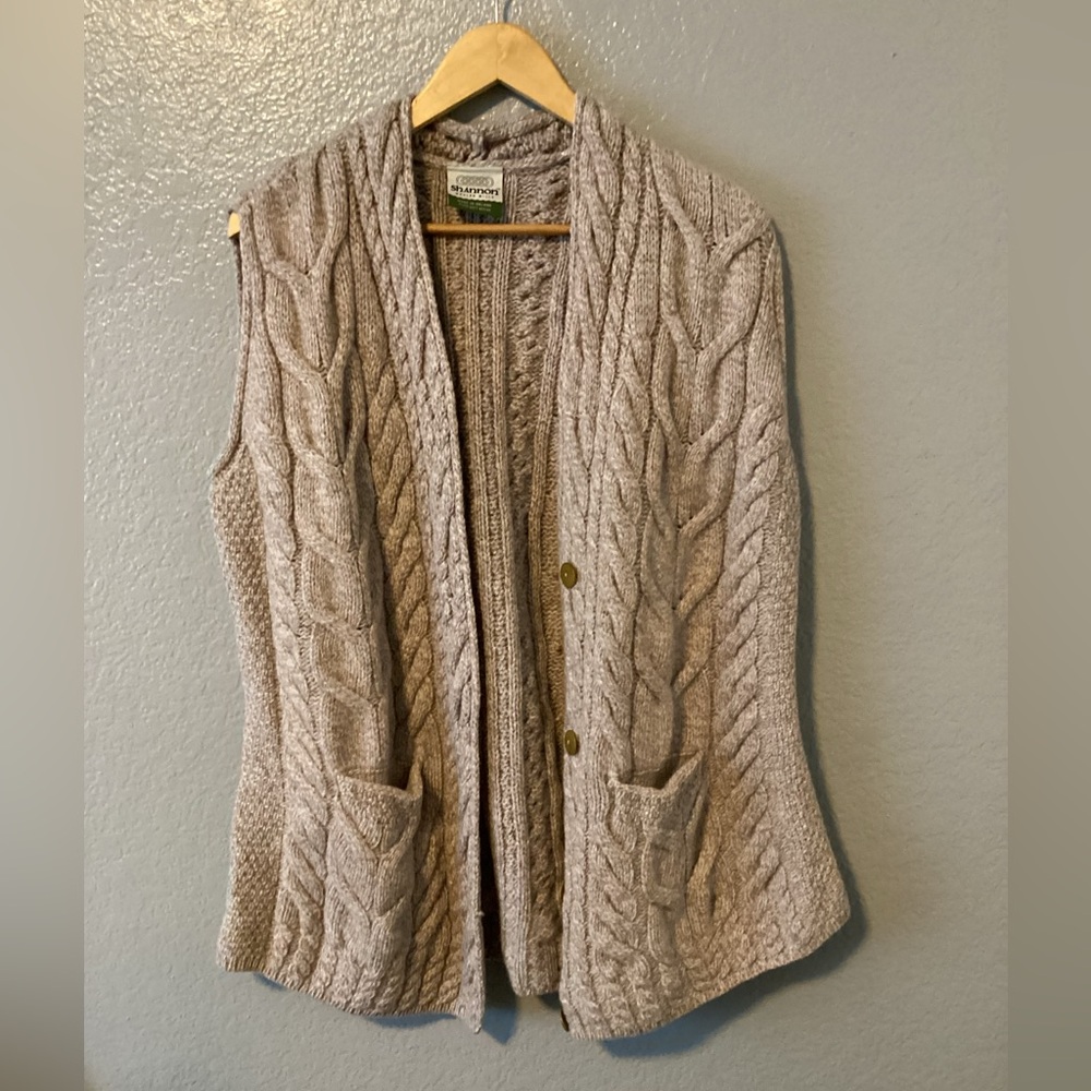 Shannon of Ireland Moreno Wool Women's Cable Knit Button Vest - Taupe